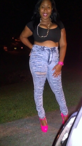 Im cool laid bck , mind my business !!! && never gave a fuck about the next bitch , #Team Shwagg !