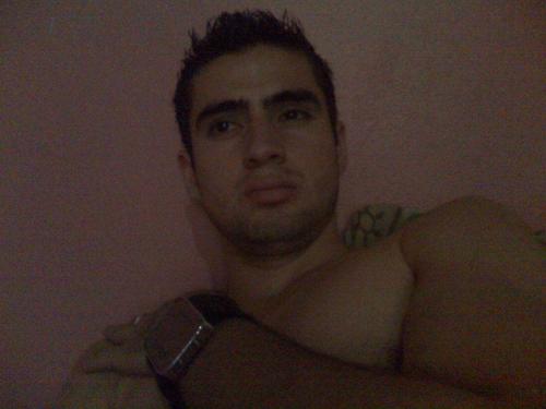 Amante del sexo, soy versatil..... Sanpedrano 100% Follow me y la pasaremos bien.