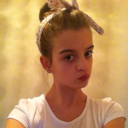 Helloooo im Scarlett i make youtube vids ( scarlettaustralia heart ) i luv thatcherjoe marcusbutler pointlessblog and Danisnotonfire xxoxoxoxo