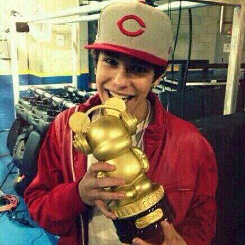 For all the fans of 1D and austin mahone follow me i follow back xoxo !!!!! ( i follow all the people back 2)