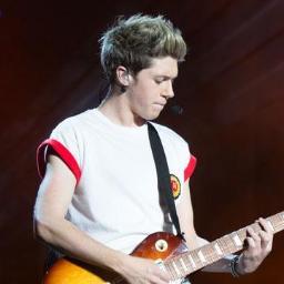 live life to the fullest|laugh until your stomach hurts|make incredible memories
1D/lawson