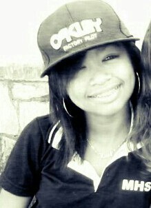 Morena , 14 anos , Solteira....Se quizer saber mais segui-me :)