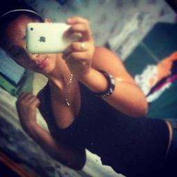 #Sigue Me & Te Siigo..... Jevii desde chikita.... Crazy forever lover... Me gusta Conocer personas :) ..... :P :D XD...