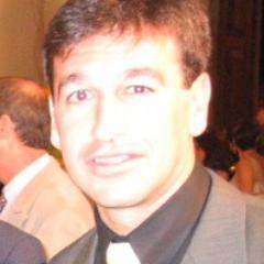 Advogado da Cidasc à disposição da PMF, integra o TJD/Futebol-SC, o STJD da CBG e da CBLP, professor universitário.