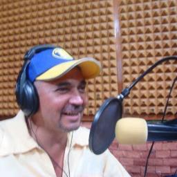 Locutor, abogado, Director Político del partido Encuentro ciudadano Miranda
