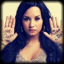 Fan club for Demi Lovato, made ​​by fans who love and idolize the diva! You do not know what she went through