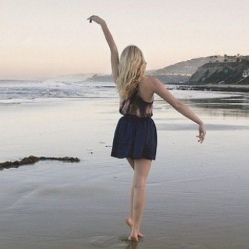 ProbsDanceee's profile picture. 