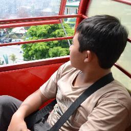 hanya seseorang yang berusaha untuk fleksibel akan sesuatu
