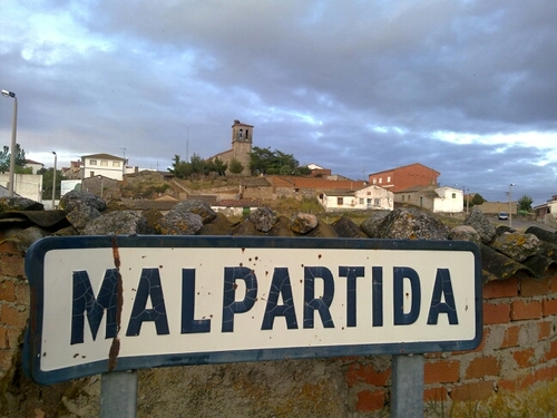 Un pequeño pueblo de Salamanca.
Perfil independiente al Ayuntamiento.
#malpartidaesvida