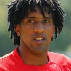 Novo craque da lateral esquerda do Benfica.