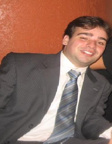 Advogado, Mineiro, Americano. Vice Presidente da Comissão de Direito Municipal da OAB/MG.
Política e Prosa e Ação!!