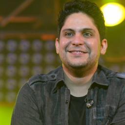 Amor de fã nem sempre é saber tudo da vida do ídolo, é muito mais que isso, é saber lidar com a distancia, com a saudade que aperta o peito,mas nunca desistir!