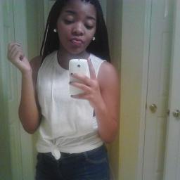 new twitter. follow my main one @_qxxn 
follow me on insta @qxxxn_
kik me : thugaaa