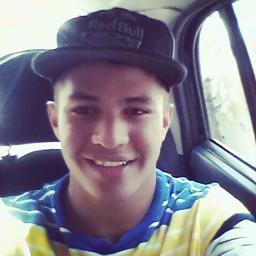 o segredo do sorriso no meu resto é Jesus.