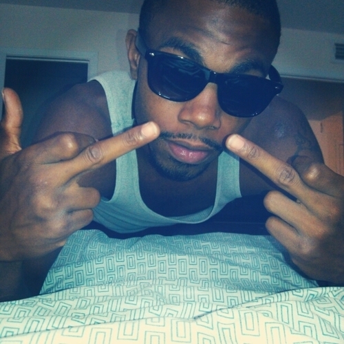 Ju5t f0LLoW a Real Nigga