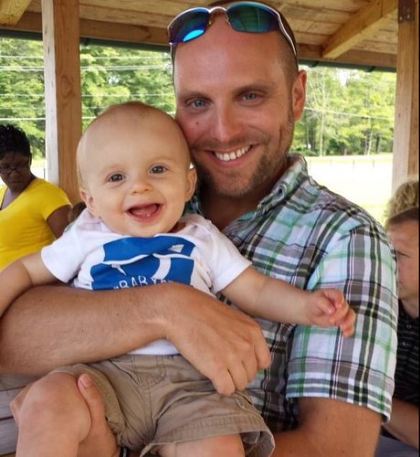 Cleveland sports fan, tech junkie, creator of edible art (I'm the dinner maker), kitchen gadget collector, health nut and father of a baby human.