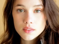 19. Soy la chica loca del distrito 4. Finnick. #TTHGRol