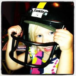 fojam10's profile picture. 