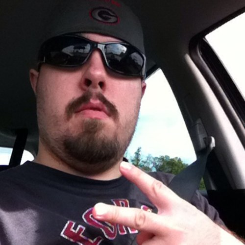 Hi my name is Chris I'm a 28 year old guy looking to go to school to do radiology or become a paramedic