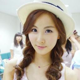 서현 SeoHyun SNSD ฉันซอฮยอยเจ้าหญิงน้อยสุดน่ารัก(◕〝◕)  ฉันขี้อ้อนสุดๆๆไปเลย«-(¯`v´¯) อยากรู้จักฉันมากกว่านี้ใช่ไหมล่ะค่ะ ลองฟอลมาสิแล้วจะรู้ #ฟอลแบคบอท