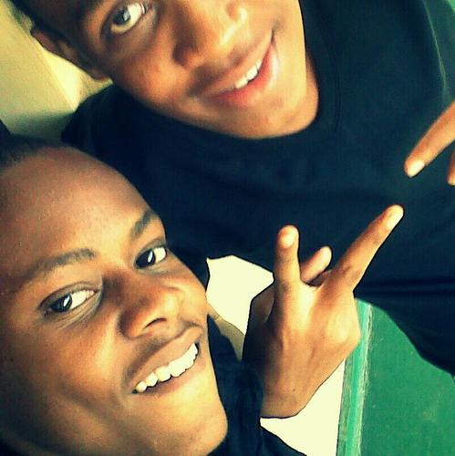 djuniour1's profile picture. 