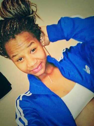Ima Real Bitch So Follow Me Ima Follow Bak!