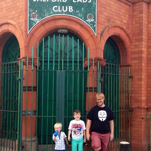 w1nn1e1's profile picture. ive met the devil and he's not a bad lad