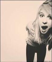 Nicoletta,mi piacciono i D.R.U.G.S.,FFTL,BMTH,PARAMORE,P!ATD,Fir,F.E.Y,SUM 41,Radiohead,BLINK 182. Suono la chitarra,appassionata di fumetti,anime e manga.