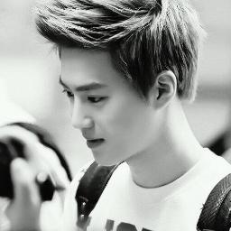 ฟอลฟรี เพื่อ เอ็กโซ @hFSUHO91b_