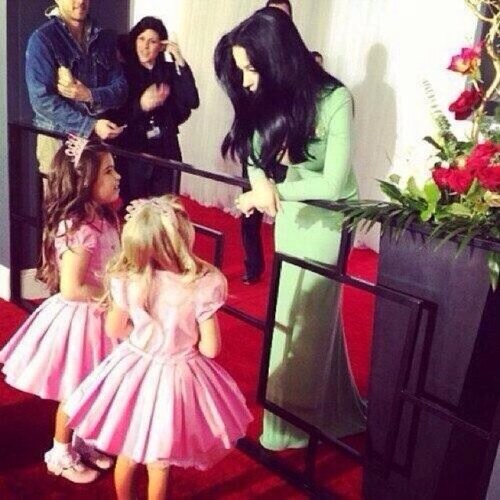Katy perry and james franco are life.I follow back :D