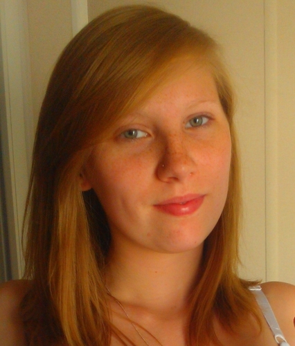 Izzy! Loves Life! Live for the moment! Smile :D :) I Follow Back!! xox