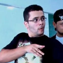 Apresentador, Diretor e Editor do programa LEVEL, um viciado em Séries, Filmes e principalmente em games. Esse sou eu !