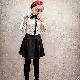 Singer/bass player for SGQ and BOK VAN BLERK #TamrynJones