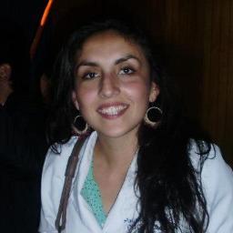 Soy privilegiada de vivir en la Patagonia Chilena, que me vio crecer y ahora me recibe para ayudar desde la odontología a mejorar la salud de quienes necesitan.
