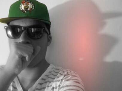 Im 14 years old, freshman at CHS, Single \(._.)/ favorite rapper is tyga, Drive fast, live young Not a So called Swag Fag just Fresh