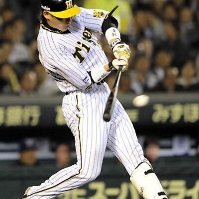 西岡一真 新井貴浩応援なう Youarai Twitter