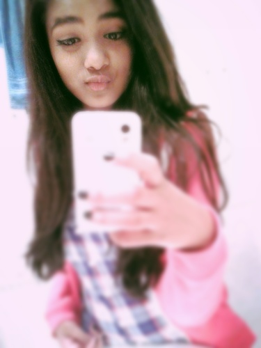 I'm Cathrine, I'm 13. I love food, justin bieber, music, kingsley and other youtubers! You should hit the follow button.♥