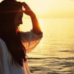 Dream Is Only A Dream Before You Decide To Make It Real.:)

Don't ask why do I have Harry's header. Ya all know, that I like him(:
X