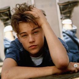 Leonardo DiCaprio ♥ Please, follow ! ♥