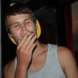 GodmodeI's profile picture. Smoker