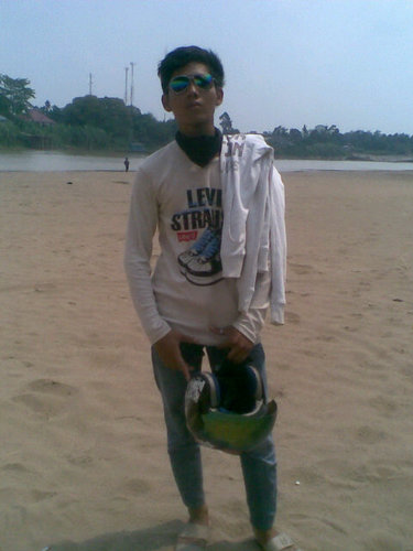 comelay's profile picture. 