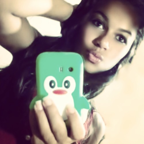 Amo quem me ama foda-se quem me odeia. hahaha