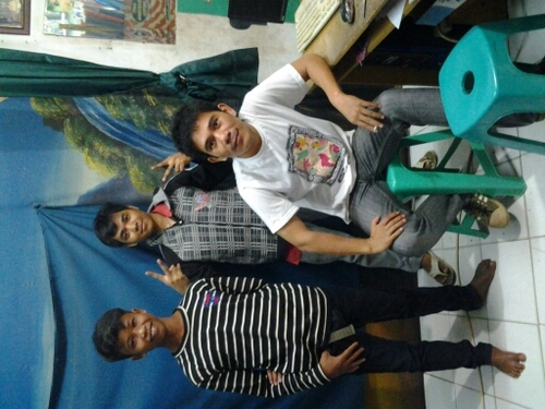 septian_anugra1's profile picture. bagiku ayah ibu dan kakak ku adalah keluarga tersayang ku