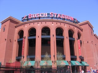 #BuschStadiumMakeouts #STLCards Bringing the #KissCam to a New Level. Yes, we'll get ya to make out at The Busch! Send 'em to us BuschStadiumMakeouts@yahoo.com