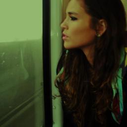 Master's student in Psychology of Justice. Addicted to movies, fashion,reading and travel.