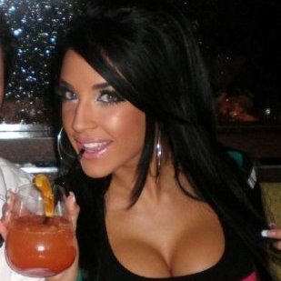 I'm all yours and you have all of my attention for yourself. Create a free account and search for Lena.