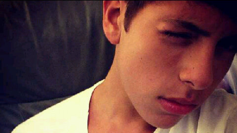 Hi! I'm #hunterboy from 2012! I admire my brother matt! @Matthunter123 followed me on 07/17/13. :)