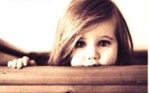 My mommy is @imtherealninja4 
my uncle is @The_Fraud_
My sissy is @Baby_tommo_
 i love you guys.! Still looking for my daddy.!:)