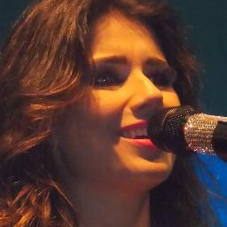 Não diga @PaulaFernandes7 que vc nesse mundo não e ninguém, Pois quem sabe vc é o mundo de alguém s2 s2