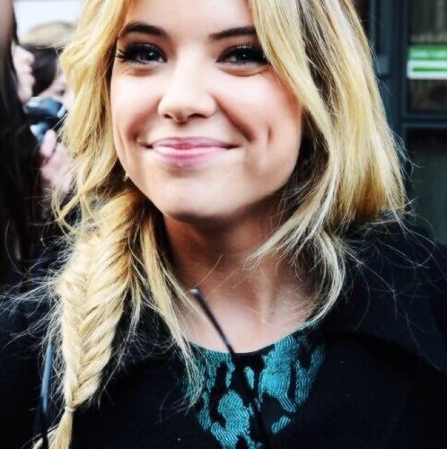 JessaB_CWM's profile picture. Stay away from me.